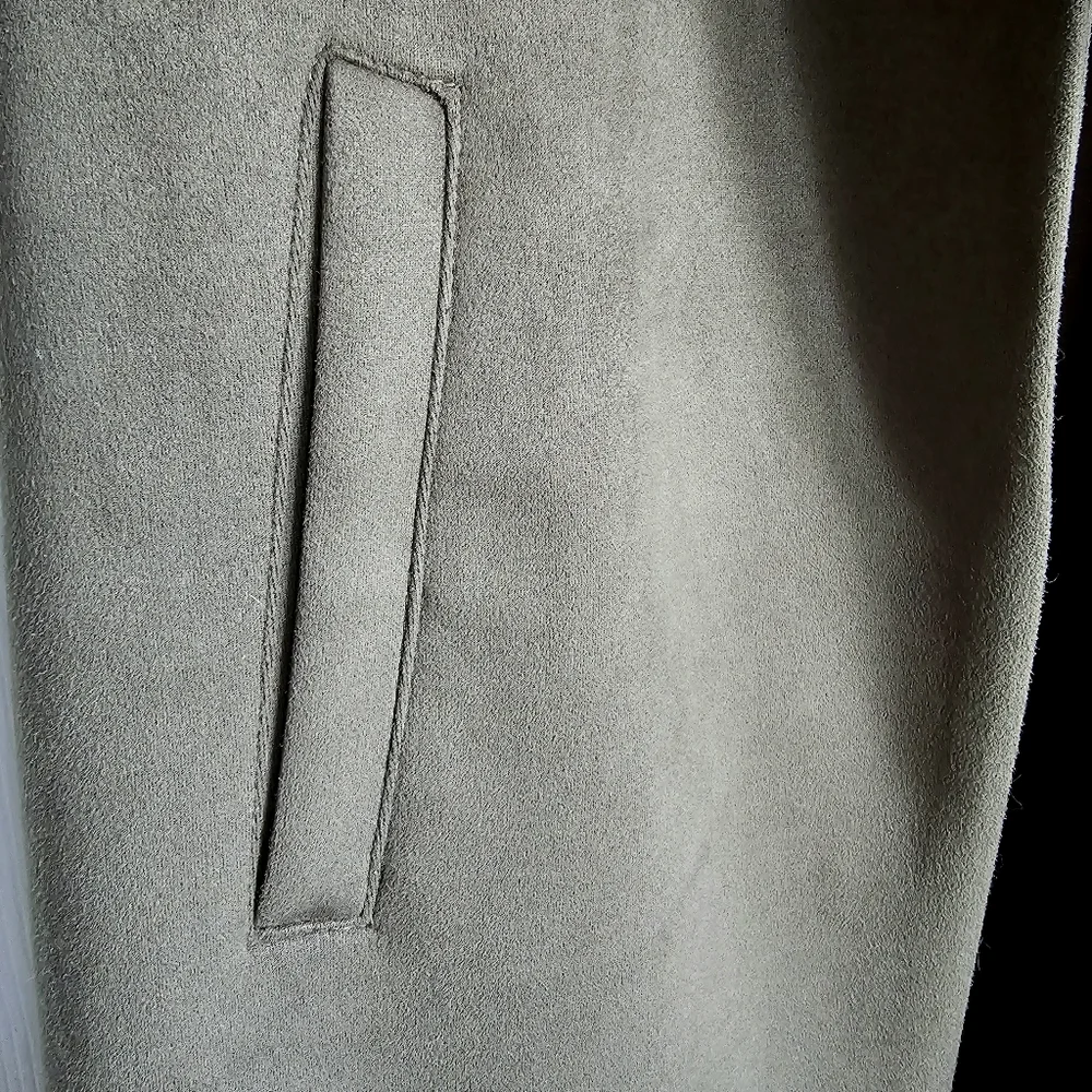 🌷Vegan suede Car Coat in Ivy green - Picture 8 of 13